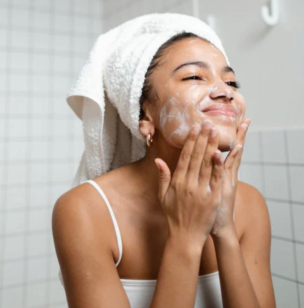 CASHMERE African Black Soap Face Wash